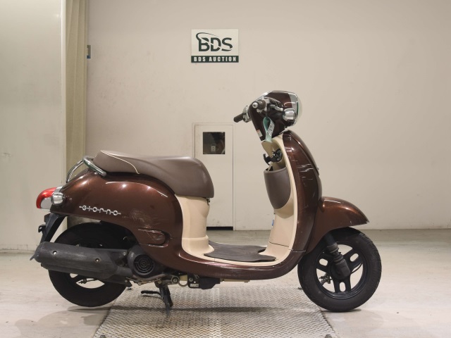 Honda GIORNO 2011