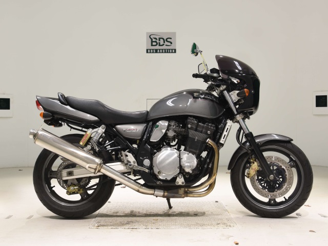 Suzuki GSX1200 INAZUMA 1999