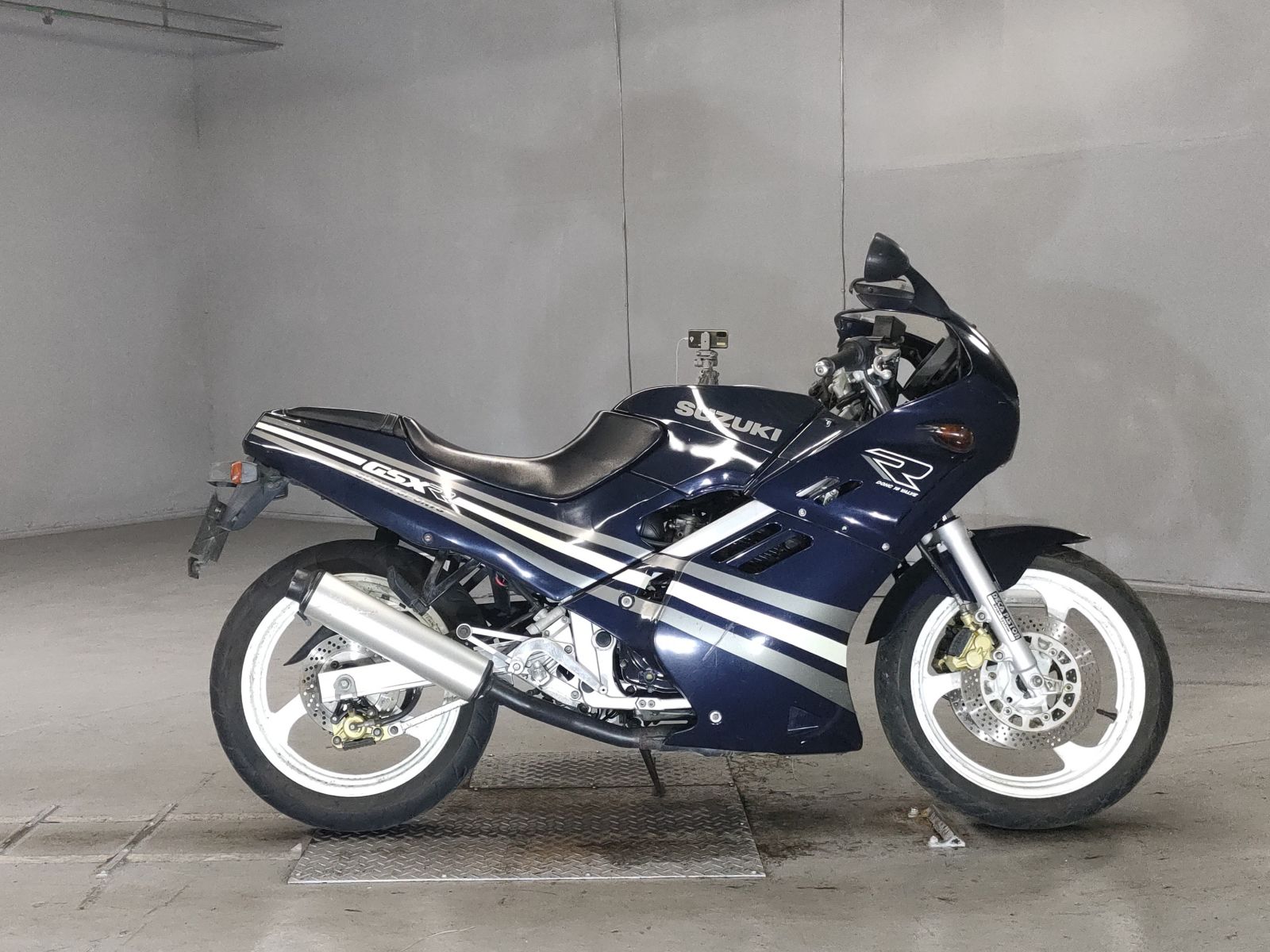 Suzuki GSX-R250 1989