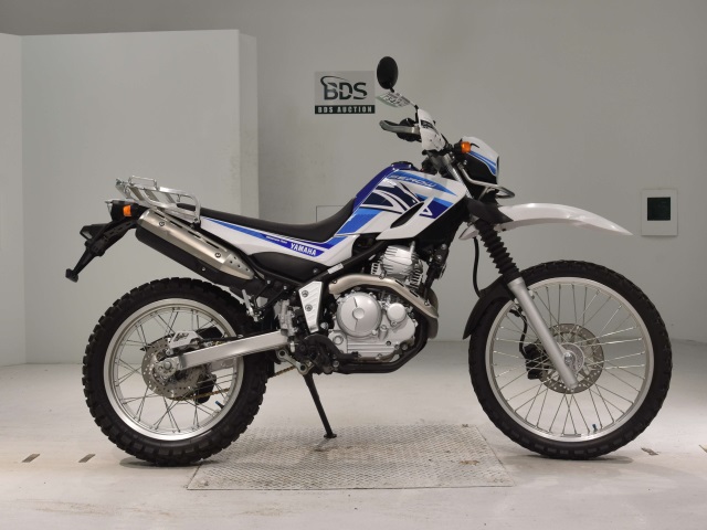 Yamaha SEROW XT250 2018