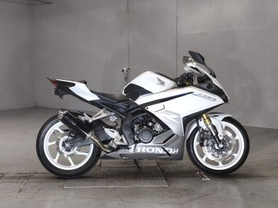 Honda CBR250RR 2023