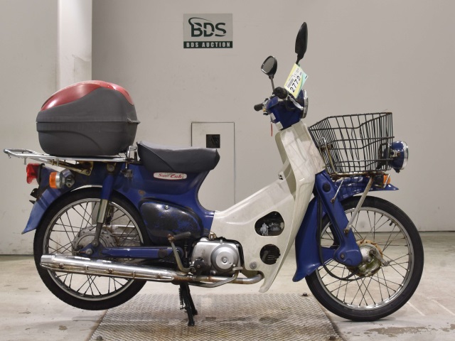 Honda C50 2002