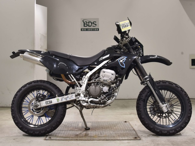 Kawasaki D-TRACKER250 2004