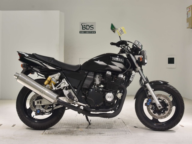 Yamaha XJR400 2002