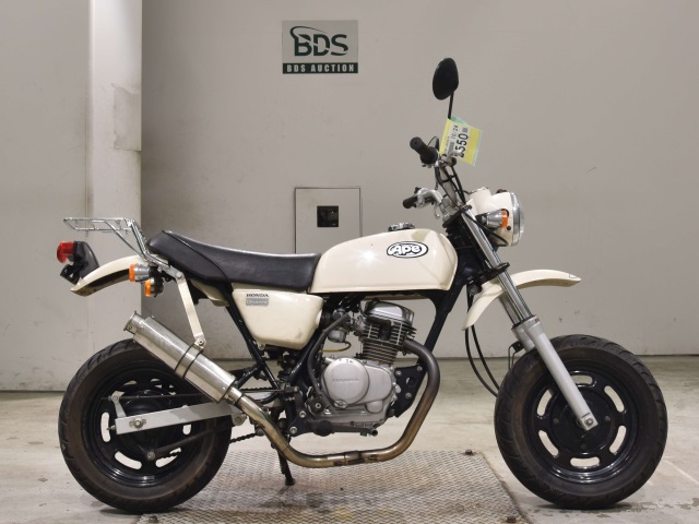 Honda APE50 2006