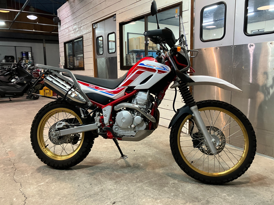 Yamaha SEROW XT250 2020