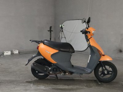 Suzuki LETS4