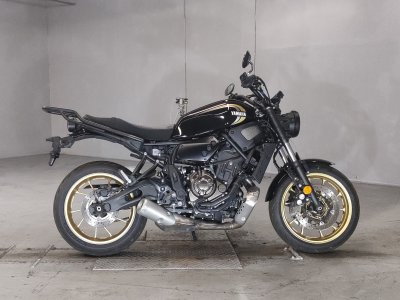 Yamaha XSR700 2022