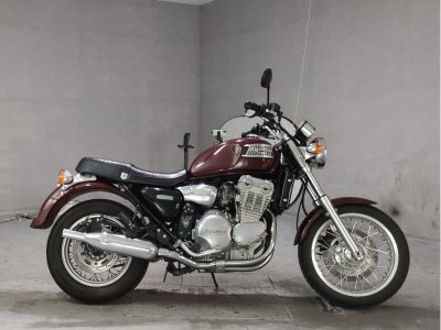 Triumph THUNDERBIRD 900 2026