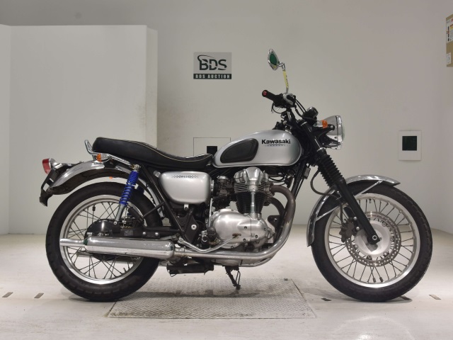 Kawasaki W650 2005