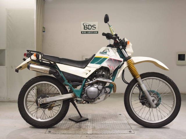 Yamaha SEROW XT225 1989