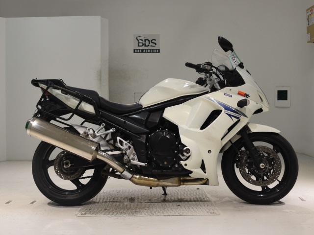 Suzuki BANDIT1250F 2011