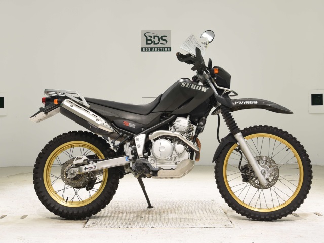 Yamaha SEROW XT250 2012