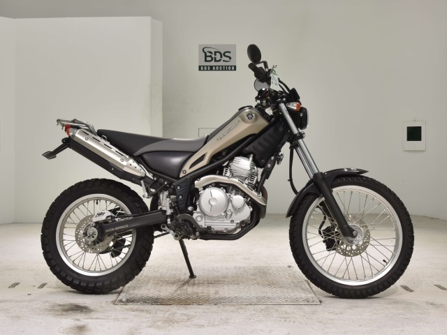 Yamaha TRICKER 2018