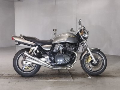 Suzuki GSX400 INAZUMA 2001