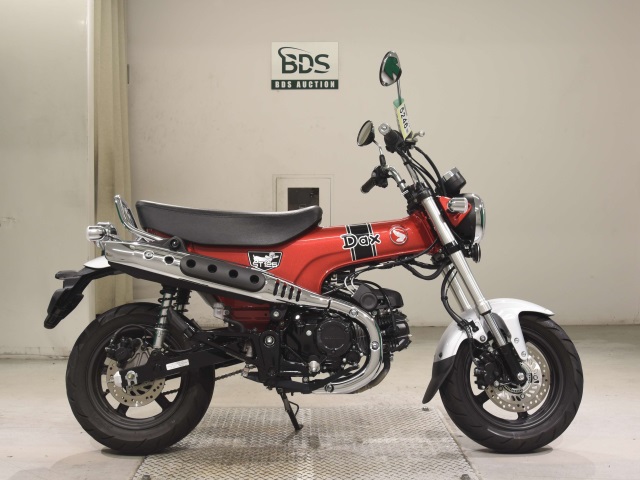Honda DAX125 2022
