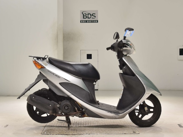 Suzuki ADDRESS V50