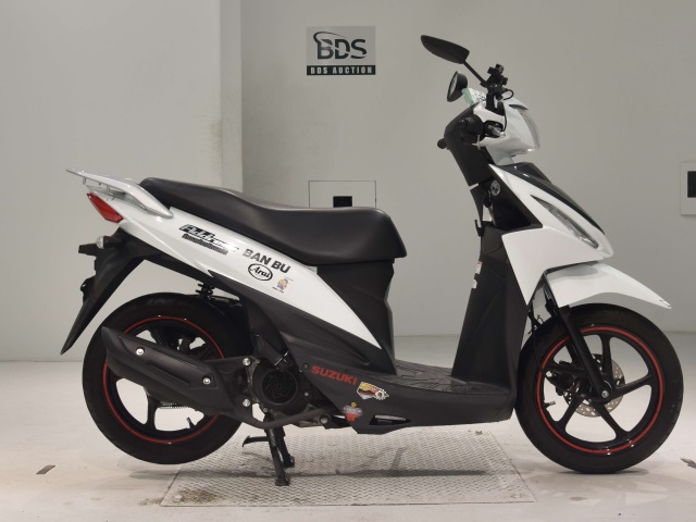 Suzuki ADDRESS V110