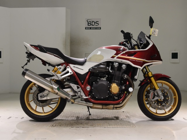 Honda CB1300SF BOLDOR 2023
