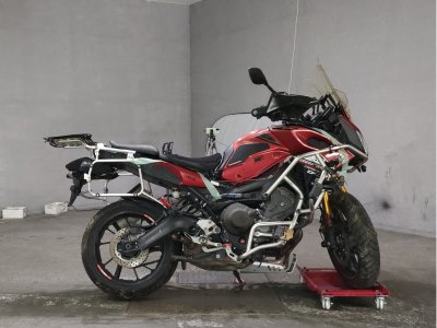 Yamaha MT-09 TRACER 2015