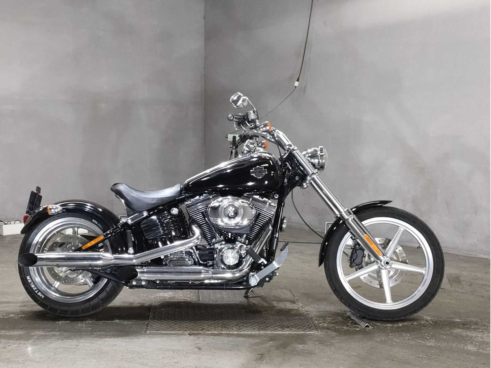 HD ROCKER C FXCWC1580 2008