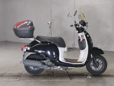 Honda GIORNO 2011