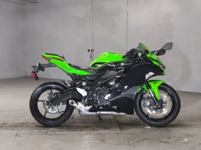 Kawasaki NINJA ZX-25R 2021