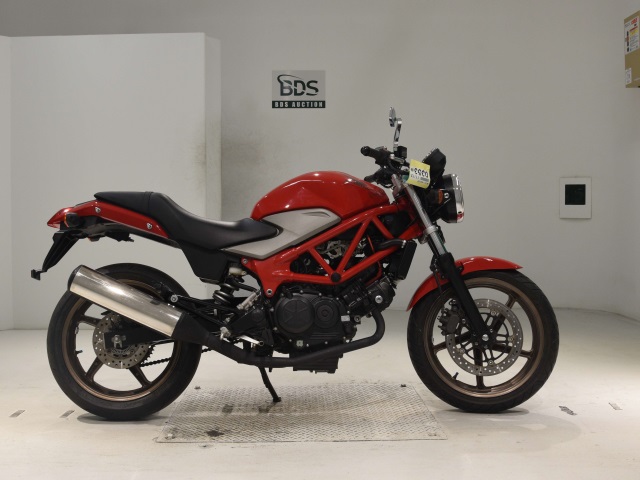 Honda VTR250 2015