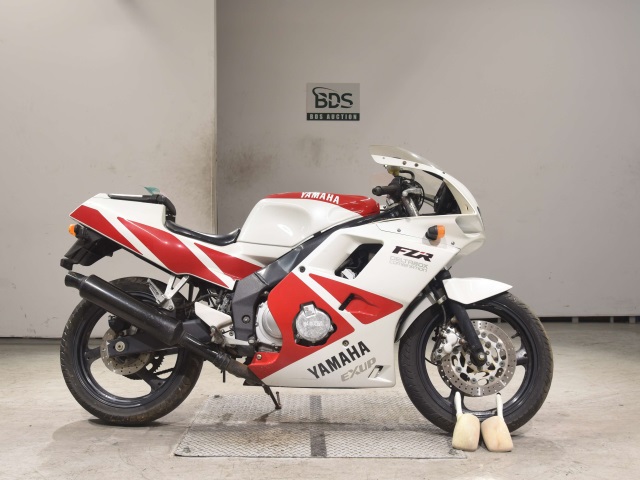 Yamaha FZR250R 1991