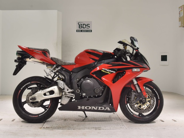 Honda CBR1000RR 2006