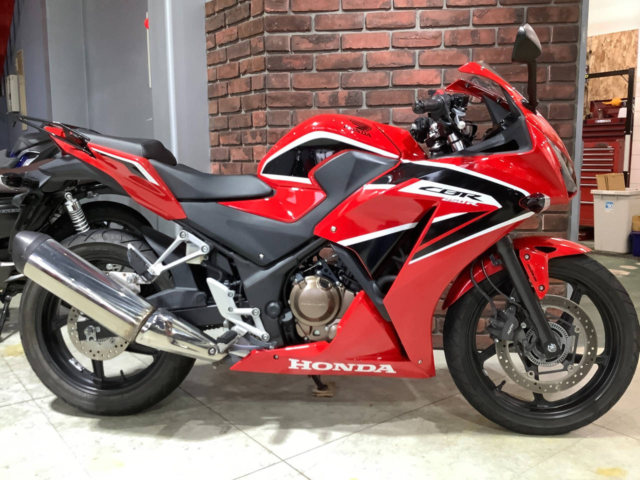Honda CBR250RA 2017