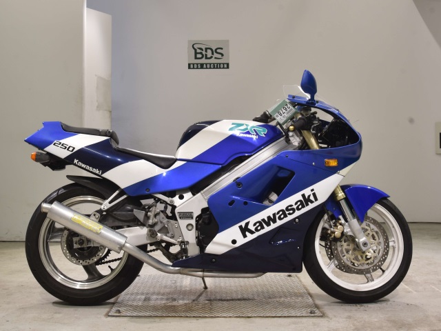 Kawasaki ZXR250 1990