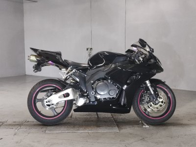Honda CBR1000RR 2006
