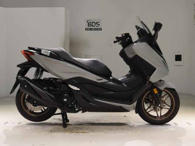 Honda FORZA-6 2023