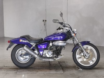Honda MAGNA50 2005