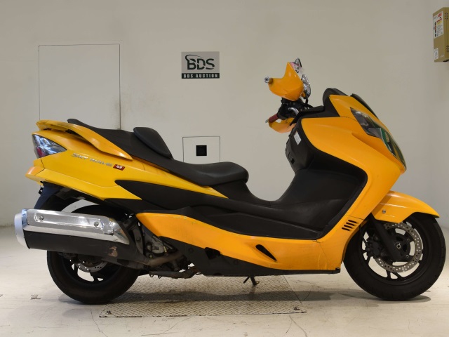 Suzuki SKYWAVE 250M