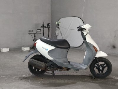 Suzuki LETS4