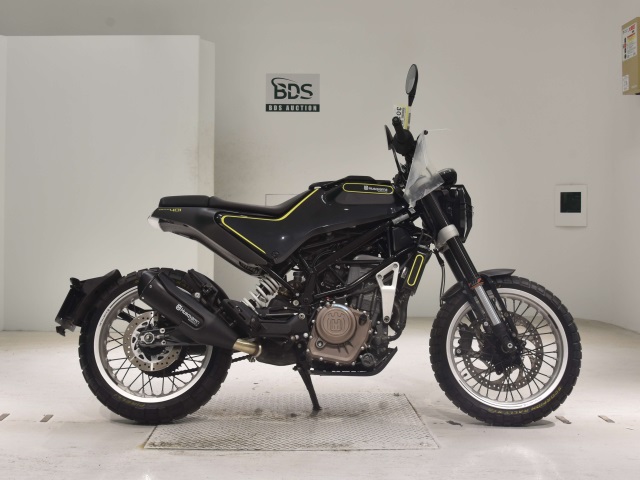 Husqvarna SVARTPILEN 401 2018