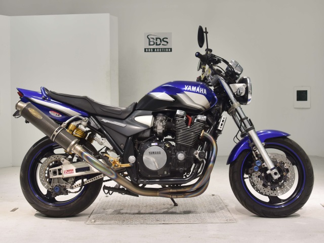 Yamaha XJR1300 2001