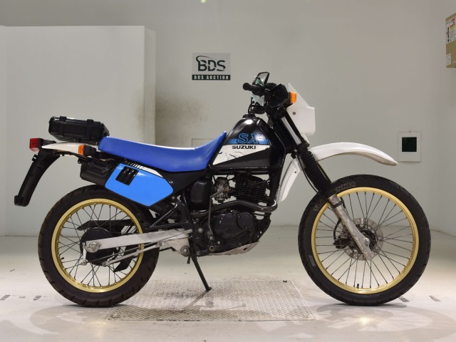Suzuki SX125R