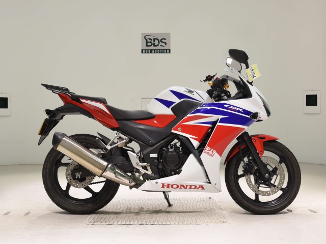 Honda CBR250R 2015