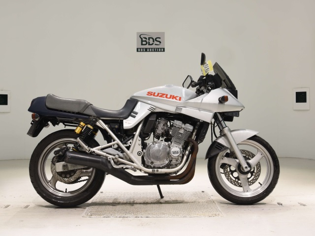 Suzuki GSX250S KATANA