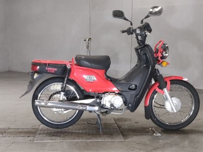 Honda CC110 CROSSCUB 2016