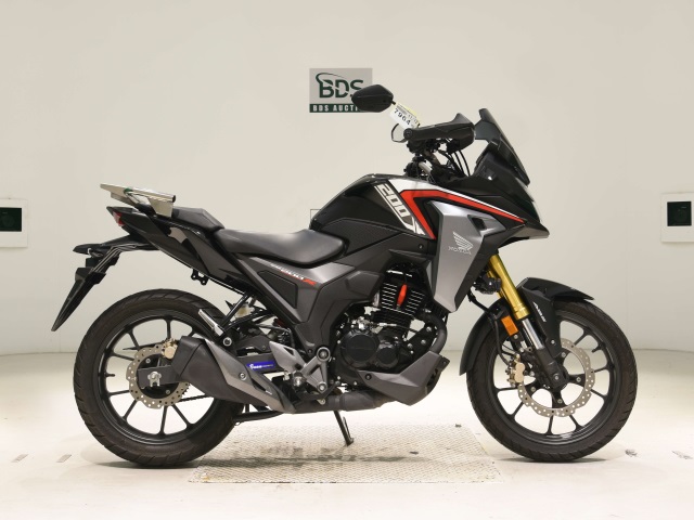 Honda CB200XA 2021