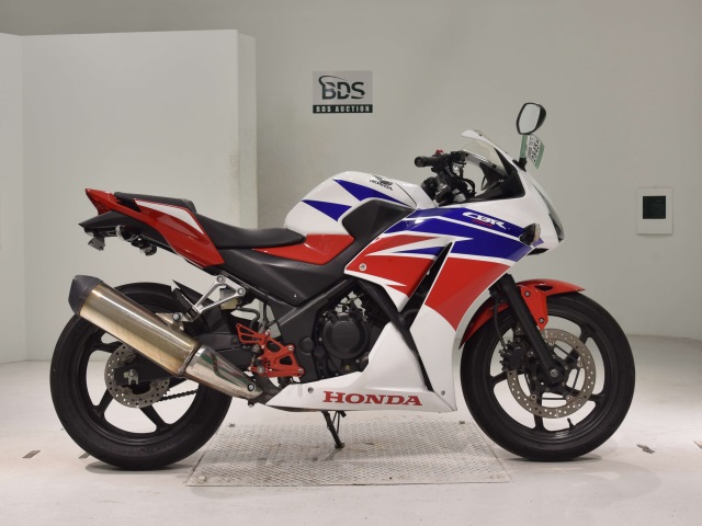 Honda CBR250R 2015