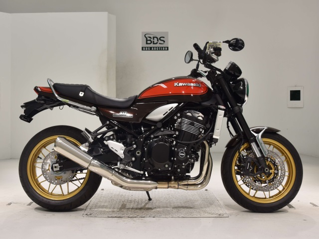Kawasaki Z900RS 2022