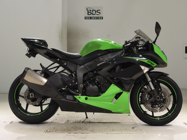 Kawasaki ZX-6R 2010
