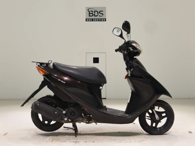Suzuki ADDRESS V50