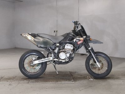 Kawasaki D TRACKER 2003