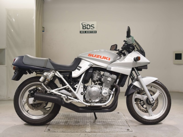 Suzuki GSX250S KATANA
